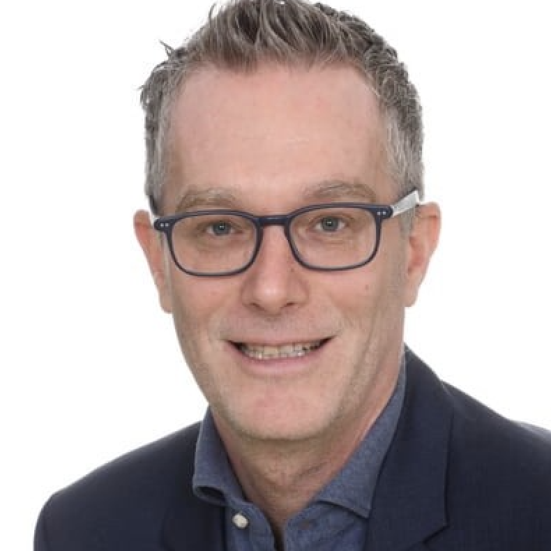 https://kinderopvangspelenderwijs.nl/wp-content/uploads/2025/05/Maarten-Buiting.png